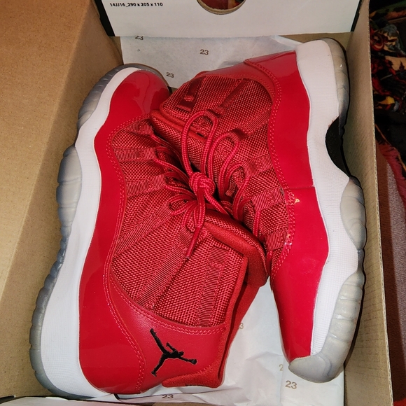 win like '96 - Picture 1 of 1